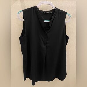 Uniqlo Sleeveless Blouse